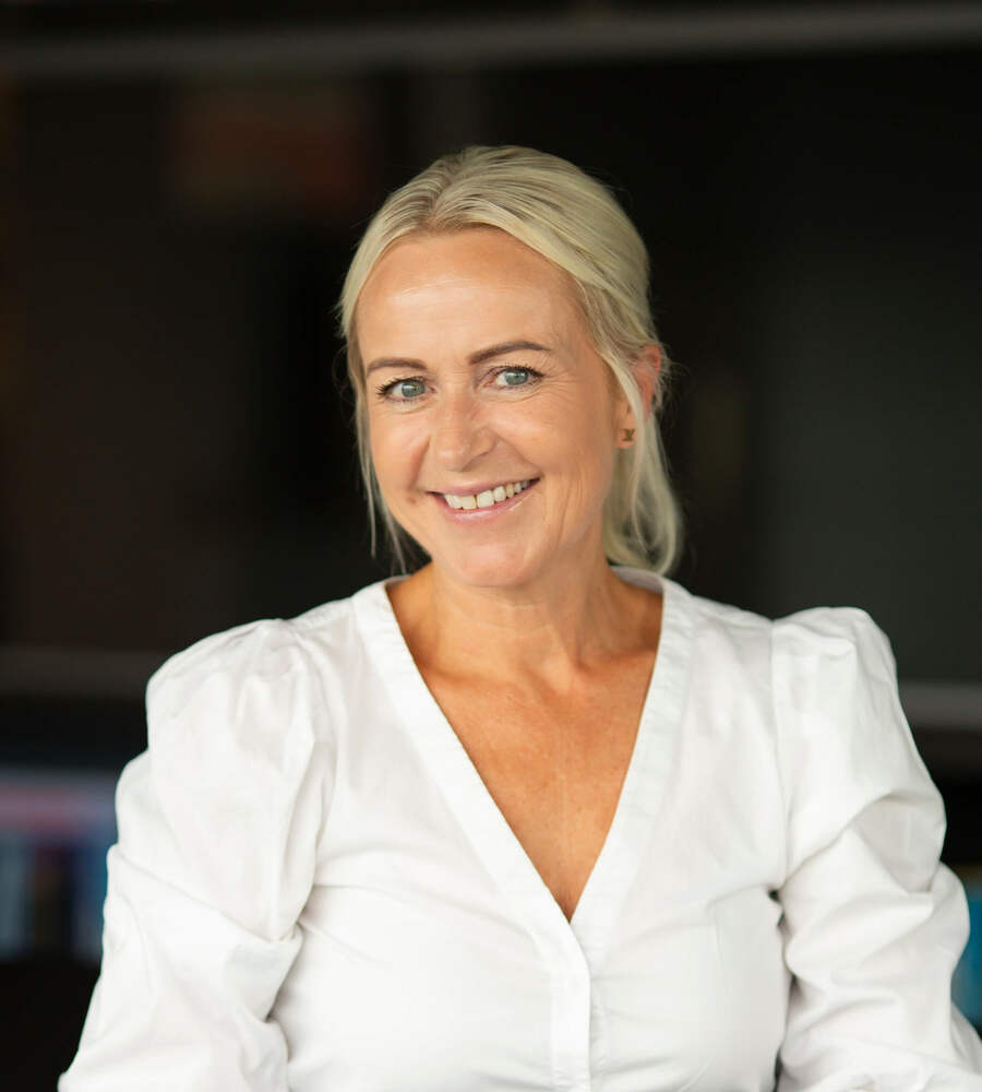 head of administration IT business operations IT